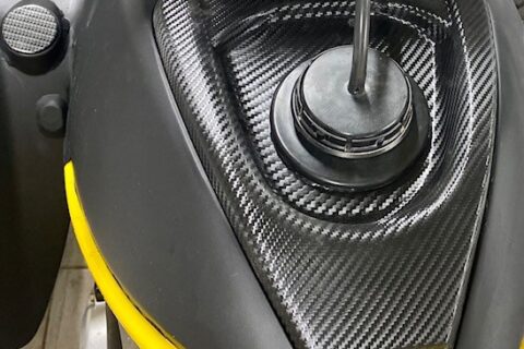 Demande de covering carbon pour des carénages de quad, résultat plus que WHOW ! 🤩